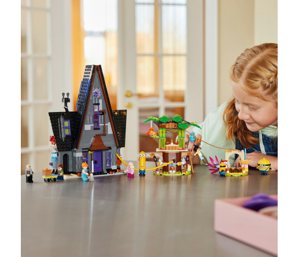 LEGO 75583 Rodzinna rezydencja Gru i minionków - 1274075 - zdjęcie 11